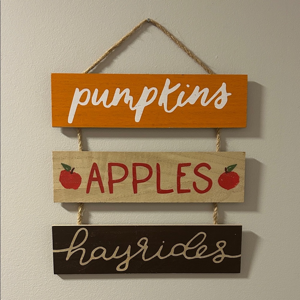 Rustic Fall Wall Decor with Pumpkins, Apples, and Hayrides